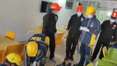 जोशीमठ: भूकंप की दृष्टि से जिला आपदा प्रबंधन विभाग की ओर से जोशीमठ में SDRF व NDRF के द्वारा किया गया मॉकड्रिल का आयोजन