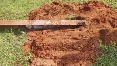 कांकेर: अलबेला पारा में विद्युत पोल शिफ्टिंग के कारण 7 घंटे तक कांकेर शहर की बिजली आपूर्ति रही बाधित, लोग हुए परेशान