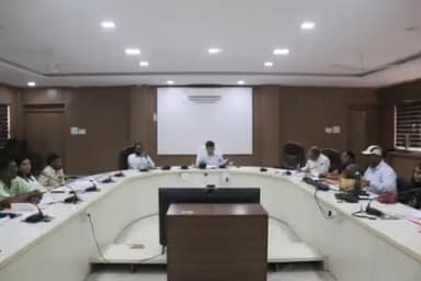 होशंगाबाद नगर: कलेक्टर कार्यालय में आंगनबाड़ी स्तर पर दर्ज समस्त बच्चों की समग्र ID बनाने की कार्रवाई पूरी करें, कलेक्टर ने दिए निर्देश