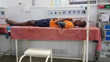 जमुई: रतनपुर गांव में खेत देखने गए युवक को सांप ने काटा, सदर अस्पताल में कराया गया भर्ती