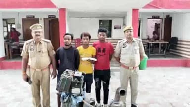 उन्नाव: अचलगंज थाना पुलिस ने चोरी के इंजन पंप सेट के साथ तीन अभियुक्त को किया गिरफ्तार