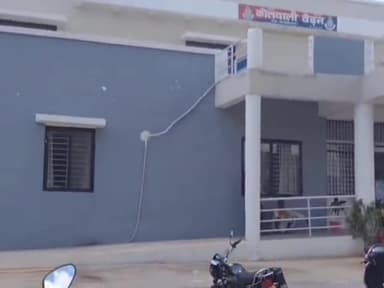 सिंगरौली: कोतवाली पुलिस ने बलियरी से 40 लीटर महुआ शराब के साथ एक आरोपी को किया गिरफ्तार की कार्रवाई