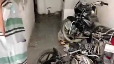 करनाल: दयानंद कॉलोनी में कुत्ते को दूध पिलाने को लेकर हुए झगड़े में दबंगों ने घर में घुसकर की तोड़फोड़, थाने में दी शिकायत