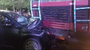 हरिद्वार: हीरो चौक पर हुआ सड़क हादसा, स्कूटी सवार को आई गंभीर चोट