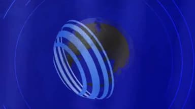 आशा बहनों ने अपनी मांगों को लेकर सीएमओ कार्यालय से जिलाधिकारी कार्यालय तक उत्तरी सड़कों पर