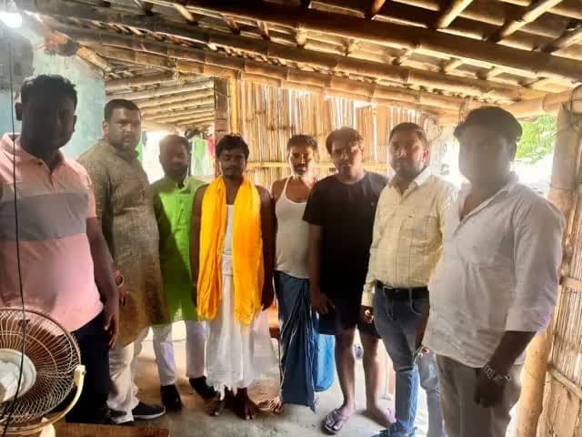 आज दरभंगा जिला अंतर्गत केवटी विधानसभा क्षेत्र के महिला प्रकोष्ठ की पूर्व केवटी प्रखण्ड अध्यक्ष खिखड़ीपट्टी निवासी स्वo #फूलकुमारी #देवी जी का स्वर्गवास बीते दिनों हो गया।