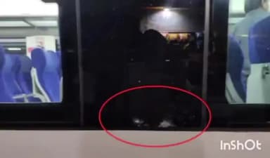 होशंगाबाद नगर: नर्मदापुरम से पवारखेड़ा के बीच वन्दे भारत ट्रेन पर हुई पत्थरबाजी की घटना के मामले मे आरपीएफ ने एक आरोपी को किया गिरफ्तार