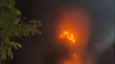 गोरेगाव येथे अग्नितांडव समर्थ इमारतीला लागलेल्या आगीत 6 जणांचा मृत्यू, अनेक जण जखमी घटनास्थळी अग्निशमन दल दाखल.