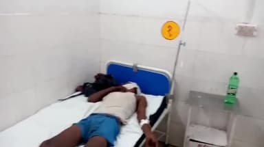 इटावा: मदायन गांव में घर के बाहर बैठकर गाली गलौज कर रहे युवकों को रोकना दंपत्ति को पड़ा भरी, मारपीट कर किया घायल, एक युवक घायल