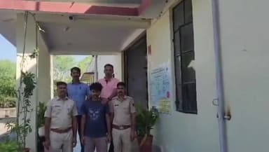 गिर्वा: गोवर्धन विलास पुलिस ने बच्चों का अपहरण व परिजनों से मारपीट करने वाले आरोपी को जेल से प्रोडक्शन वारंट पर किया गिरफ्तार