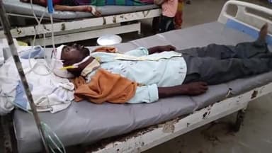 गोपालगंज: बिस्तौल गांव में भूमि विवाद को लेकर युवक पर फरसा से किया गया हमला, इलाज के लिए सदर अस्पताल में कराया गया भर्ती