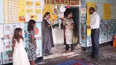 डोमचांच: उपायुक्त मेघा भारद्वाज ने नावाडीह व हुसैनाबाद के आंगनबाड़ी केंद्रों का किया निरीक्षण, दी जरूरी दिशा-निर्देश