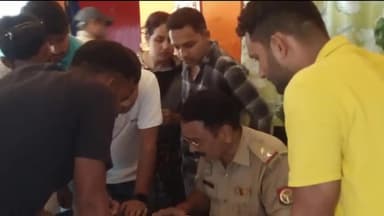 मंझनपुर: प्रतापगढ़ के युवक की कौशांबी में हत्या शव रेलवे ट्रैक के बगल में मिला,कुछ दूर में खड़ी मिली कर,शव को पीएम के लिए भेजा