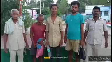 महिषी: देसी शराब एवं कोरेक्स के साथ महिषी पुलिस ने 3 कारोबारियों को किया गिरफ्तार, सदर अस्पताल में मेडिकल करवाकर भेजा जेल