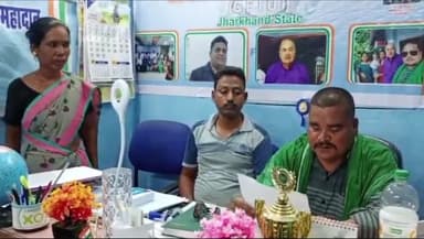 गुमला: सीकोई का रहने वाला गुमला से घर लौटने के दौरान रास्ता से हुआ लापता,खोजबीन की पत्नी  ने लगाई गुहार