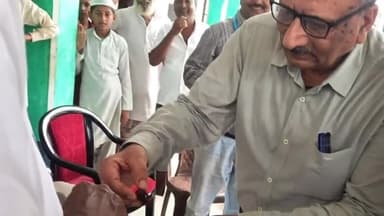 अररिया: बेलवा स्थित मदरसा में बच्चों को दवा पिलाकर सिविल सर्जन ने मिशन इंद्रधनुष कार्यक्रम का किया उद्घाटन