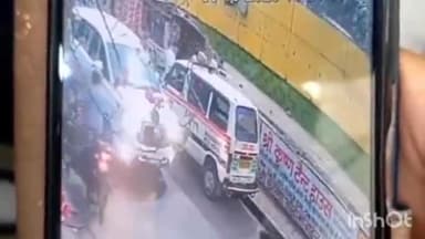 एत्मादपुर: एत्माद्दौला क्षेत्र स्थित श्री हरि अस्पताल के संचालक ने गुर्गों के साथ मिलकर एम्बुलेंस चालक से की मारपीट,वीडियो वायरल