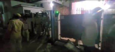 गोंडा: खैराबाग नई बस्ती में घर के अंदर मिला महिला का जला हुआ शव, पुलिस ने शव को पोस्टमार्टम के लिए भेजा