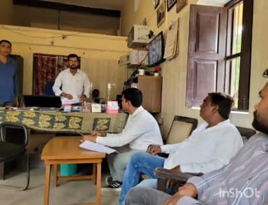 कैसरगंज: जरवल रोड पर बोर्ड परीक्षा केंद्र का तहसील प्रशासन ने किया निरीक्षण, संबंधित अधिकारियों को दिए गए निर्देश