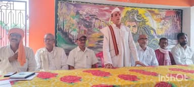 नबीनगर: सोखा बाबा मंदिर परिसर में नबीनगर को अनुमंडल बनने को लेकर प्रबुद्ध लोगों की बैठक हुई आयोजित