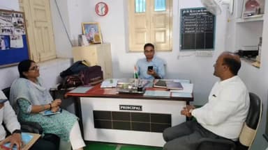 भूपालसागर: जिला कलेक्टर पहुंचे भूपालसागर, पोलिंग बूथ व विभिन्न कार्यालयों का किया निरीक्षण