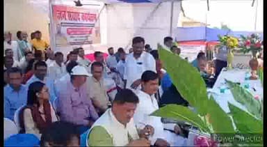 महिषी: महिषी के भेलाही पंचायत में  जनसंवाद कार्यक्रम आयोजित,  लोगों की समस्या सुन समाधान का दिया आश्वासन