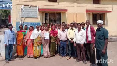 बालोद: ग्राम परसदा मे शिक्षक की कमी से बच्चों की पढ़ाई हो रही प्रभावित , ग्रामीण पहुंचे डीईओ ऑफिस , तालाबंदी करने दी चेतावनी