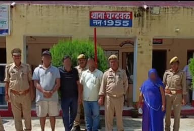 केराकत: कनौरा बॉर्डर व मुढैंला तिराहा से चंदवक पुलिस ने 25 25000 के इनामी पिता पुत्र समेत पांच और आरोपित को गिरफ्तार चालान कर भे