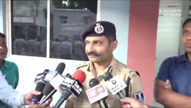 हुज़ूर: भोपाल कमिश्नर हरिनारायण चारी मिश्र ने कहा- आचार संहिता लागू होते ही कार्रवाई शुरू की गई है