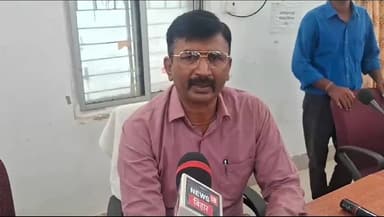 गोपालगंज: बलथरी चेक पोस्ट पर उत्पाद विभाग की टीम ने शराब लदी बोलेरो को किया जब्त, एक आरोपी गिरफ्तार