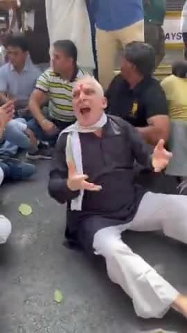 लोकतंत्र की हत्या बंद करो ‼️
Sanjay Singh को रिहा करो ‼️

#संजय_सिंह_शेर_है