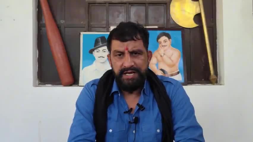 गृहमंत्री अमित शाह हरियाणा आए तो प्रदेश की जनता को बता के जाए कि हरियाणा को SYL का पानी कब मिलेगा

#HomeMinisterAmitshah #SYL #rohtak #haryana #जयहिंदसेना #नवीनजयहिंद