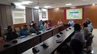 पन्ना: कलेक्ट्रेट सभाकक्ष में मुद्रकों की कलेक्टर ने ली बैठक, कहा- आपत्तिजनक सामग्री किसी भी हाल में ना हो प्रकाशित