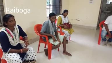 ରାଇବଗା: ଧୁଇପଡ଼ା ଗ୍ରାମରେ ଜମିରେ ପଡ଼ିଥିବା କୀଟନାଶକ ଖାଇ ମରିଲେ କୁକୁଡ଼ା, ଅଭିଯୋଗ ପରେ ଥାନାରେ ହେଲା ସମାଧାନ