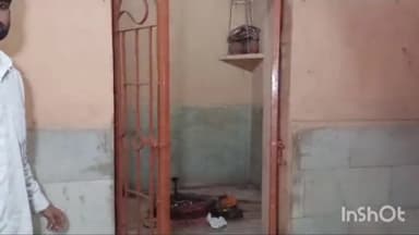 बाघमारा/कतरास: बक्सपुरा स्थित विष्णु शिव मंदिर से 300 साल पुरानी बजरंगबली की प्रतिमा हुई चोरी, अन्य प्रतिमाओं के साथ की गई छेड़छाड़