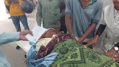 आमला: हरदौली मार्ग पर पुलिया के पास बाइक अनियंत्रित होने से दो लोग हुए घायल, लोगों ने घायलों को पहुंचा आमला अस्पताल