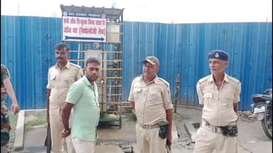 गोपालगंज: पथरा गांव में हुए सड़क हादसे में जख्मी महिला की इलाज के दौरान हुई मौत, दो लोगों की मौके पर हुई थी मौत, जांच में शुरू।