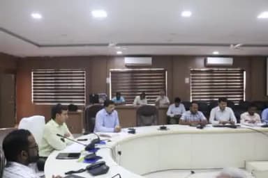 होशंगाबाद नगर: जिले में धार्मिक आयोजनों के संचालक को आदर्श आचार संहिता के पालन करने की हिदायत दें कलेक्टर नीरज कुमार सिंह निर्देश