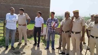 अम्बाला: न्यू इंद्रपुरी कॉलोनी में किए गए अवैध कब्जों पर कार्रवाई करने पहुंची नगर निगम की टीम, मौके पर भारी पुलिस बल तैनात