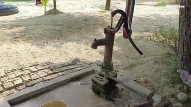 घर के सामने से टूल्लू मशीन चोरी ,पुलिस नहीं कर रही है कारवाई