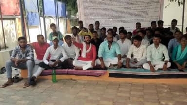 #पीजी_कालेज में #छात्रों का 32 सूत्रीय मांगों के सम्बन्ध में #अनिश्चितकालीन_धरना दूसरे दिन भी जारी...