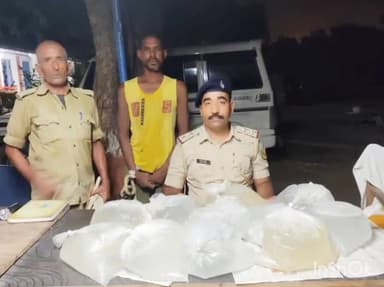 नबीनगर: नरारी कला खुर्द थाना की पुलिस ने मेंह भुइयां टोले से 70 लीटर महुआ शराब के साथ एक धंधेबाज को किया गिरफ्तार