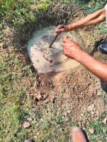 धौलपुर: आदर्श नगर पचगांव में अवैध शराब को किया नष्ट अवैध शराब माफियाओं मचा हड़काम