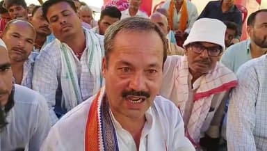 खगड़िया: साल्टेक्स ऑफिस के पास अपनी मांगों को लेकर किसान का धरना प्रदर्शन, क्या कहते हैं किसान नेता