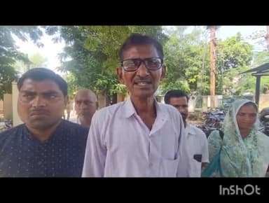 सुल्तानपुर: सुल्तानपुर मे बाधमूंज कुटीर अध्यक्ष ने BJP महिला जिलाध्यक्ष पर लगाए आरोप, कहा बधमण्डी गोदाम पर किया है कब्ज़ा