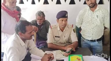 संपतचक: भूमि संबंधी विवाद के निपटारे के लिए संपतचक के राजस्व विभाग ने गौरीचक थाने में लगाया जनता दरबार