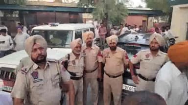 ਨਾਭਾ: ਸੈਲਾਂ ਪਲਾਂਟ ਮਾਲਕਾਂ ਅਤੇ ਟਰੱਕ ਯੂਨੀਅਨ ਪਾਤੜਾਂ ਦਰਮਿਆਨ ਚਲ ਰਿਹਾ ਵਿਵਾਦ ਪ੍ਰਸ਼ਾਸਨ ਨੇ ਸੁਲਝਾਇਆ, ਝੋਨੇ ਦੀ ਖਰੀਦ ਦਾ ਕੰਮ ਮੁੜ ਹੋਇਆ ਸ਼ੁਰੂ