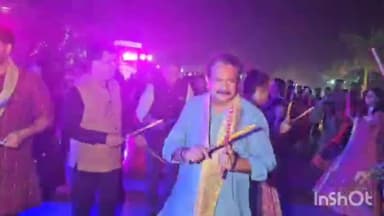 आगरा: ताजगंज स्थित जोनल पार्क में अदा और सामाजिक संगठन के संयुक्त तत्वाधान में आयोजित किया गया नवरात्रि गरबा महोत्सव