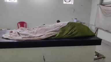 अररिया: रघुनाथपुर उत्तर वार्ड नंबर 13 स्थित घर में काम कर रही महिला की सांप के काटने से हुई मौत, शव को पीएम के लिए लाया गया