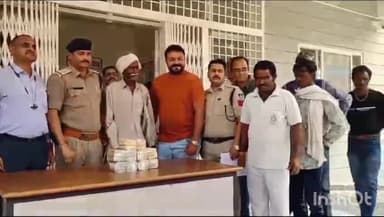 ग्यारसपुर: बाईपास राज परिसर हाइवे पर लगाए गए चेकिंग पॉइंट से पुलिस ने किसान की ₹15 लाख की राशि पकड़ी